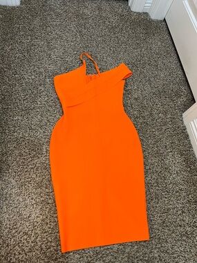 One-Shoulder Orange Bodycon Dress